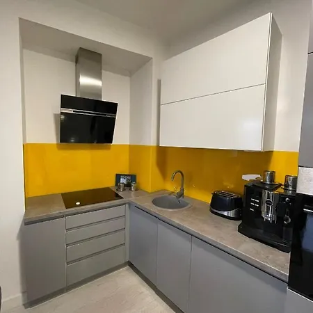 Iskra Apartment